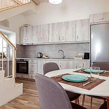 Whitelist Maisonette In Ξενοδοχείο