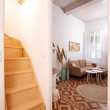 Ξενοδοχείο Whitelist Maisonette In