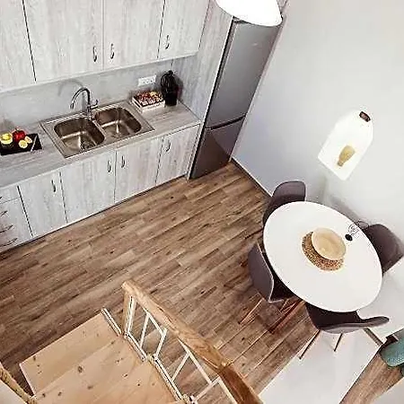 Whitelist Maisonette In Ξενοδοχείο